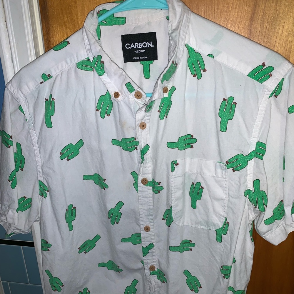 3/$20!! cactus print button up shirt